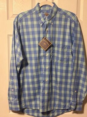 NWT Bills Khakis LS Button-Down Shirt. (M)